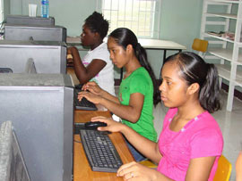 Christoforus Internaat computers